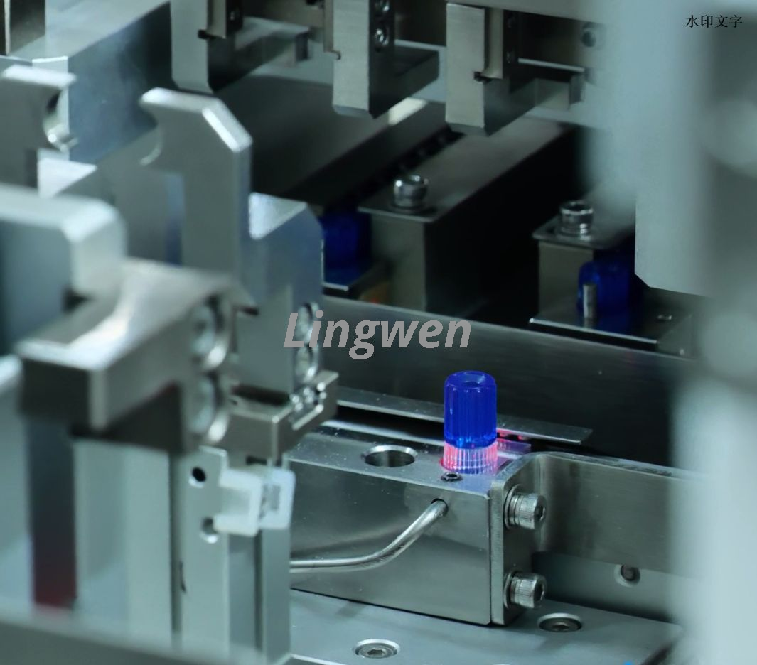 Машина для сборки медицинских соединительных трубок