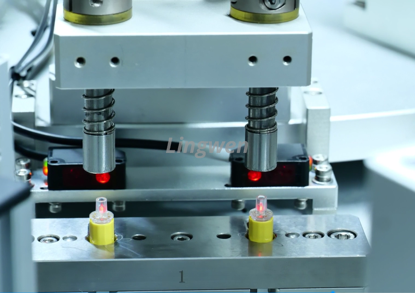 Безыгольный разъем1-5 