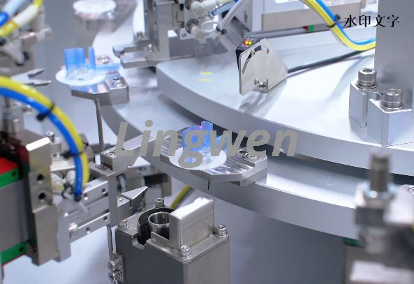 Портативная машина для шприцевого катетера с инсулиновой помпой